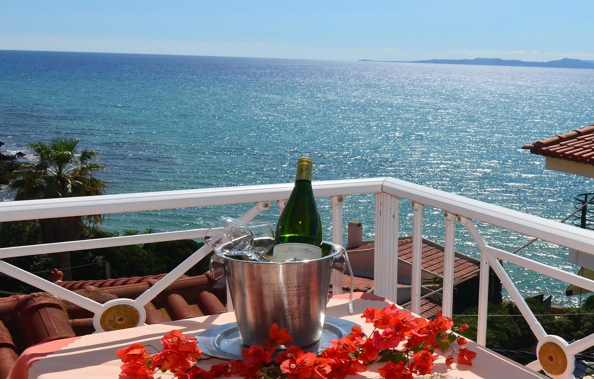 Brati II Beach Hotel Arkoudi Exterior photo